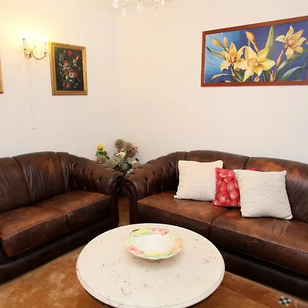 Apartments By The Sea Seget Vranjica, Trogir - 980 * Trogir