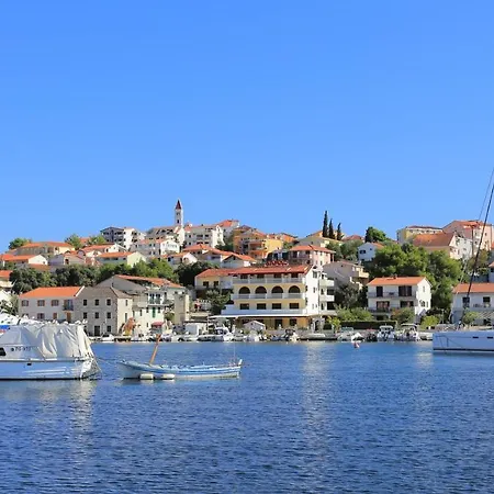 Appartement By The Sea Seget Vranjica, - 980