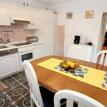 Appartement By The Sea Seget Vranjica, - 980 Trogir